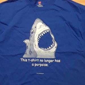 T-shirt, This t-shirt No Longer has a  Porpoise